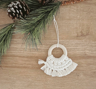 Macrame Christmas Ornament - Wreath